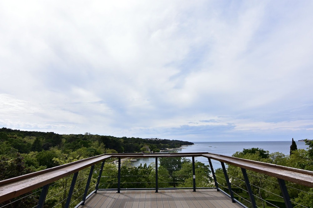 Photo of Patio Balcony in Tar