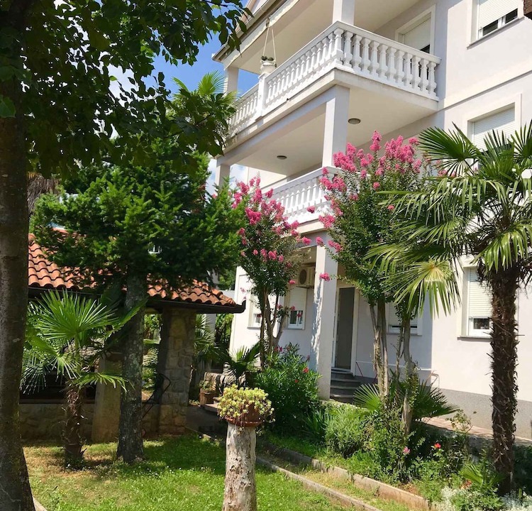 Photo of Outdoor in Icici