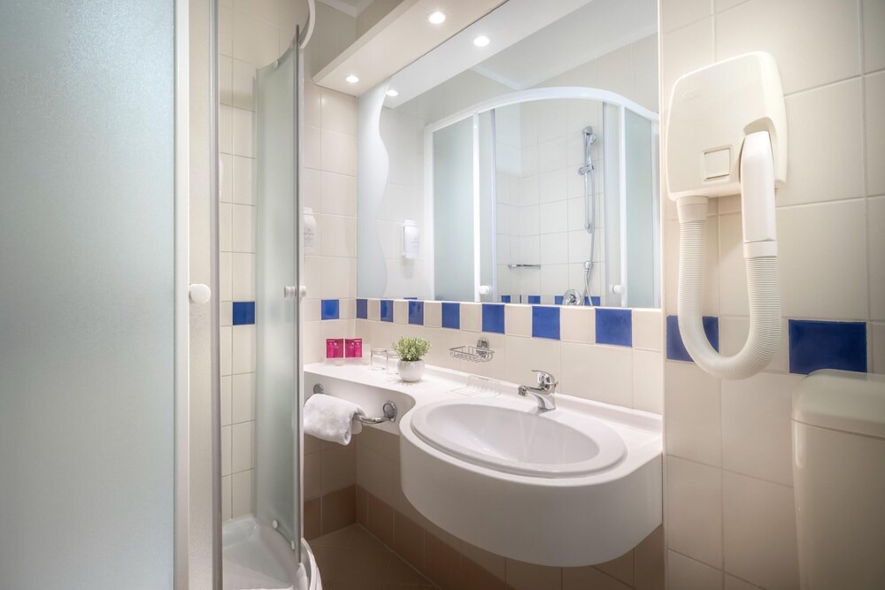 Photo of Bathroom in Brulo