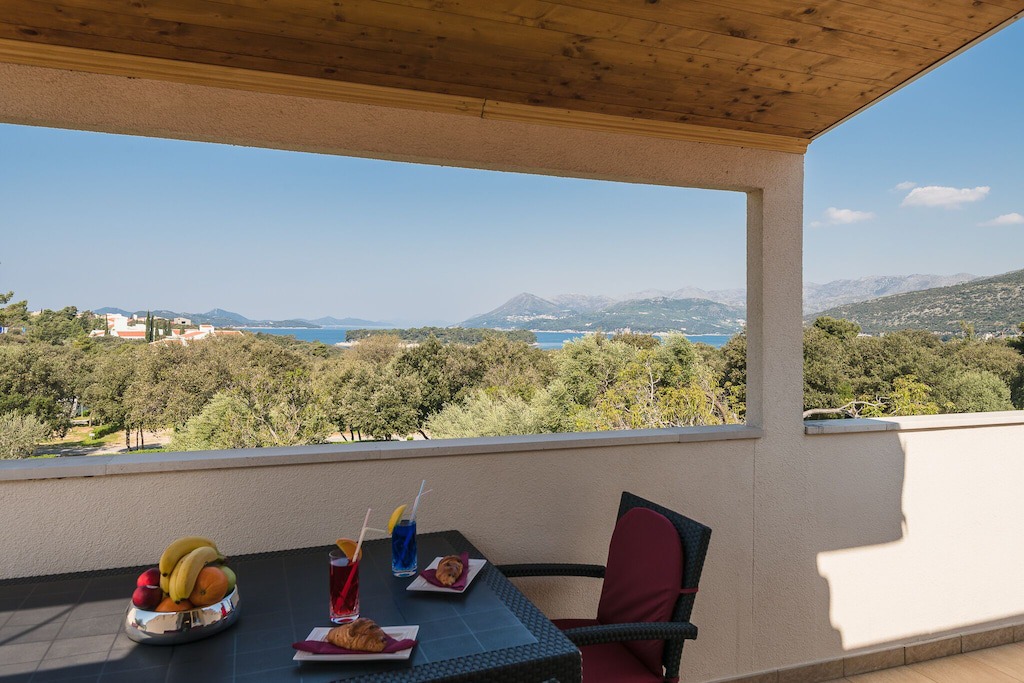 Photo of Patio Balcony in Babin Kuk