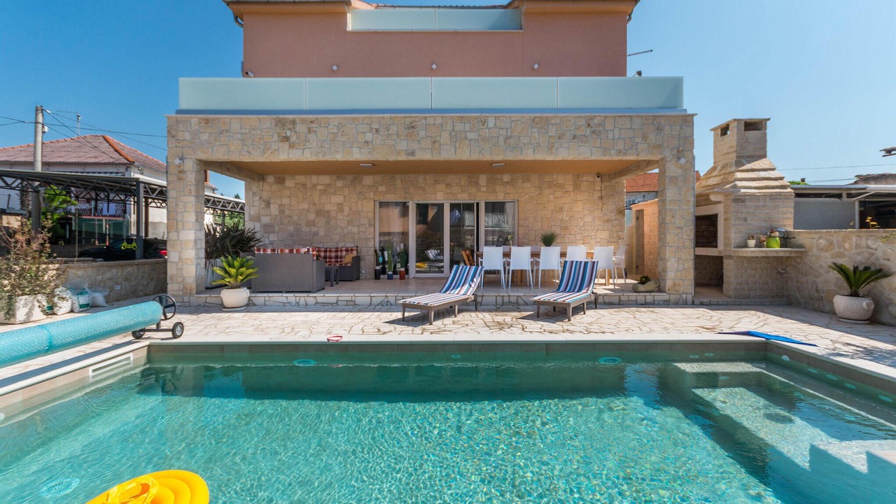 Photo of Outdoor in Turanj