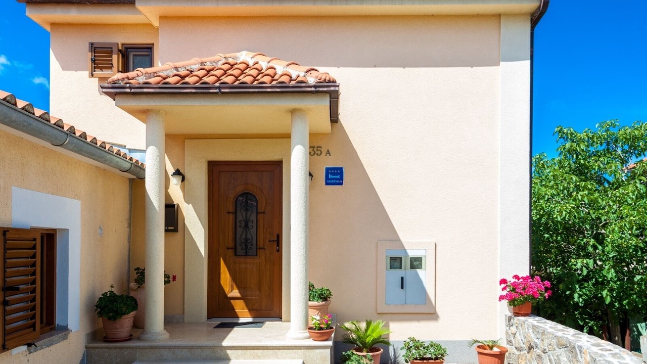 Photo of Outdoor in Porat