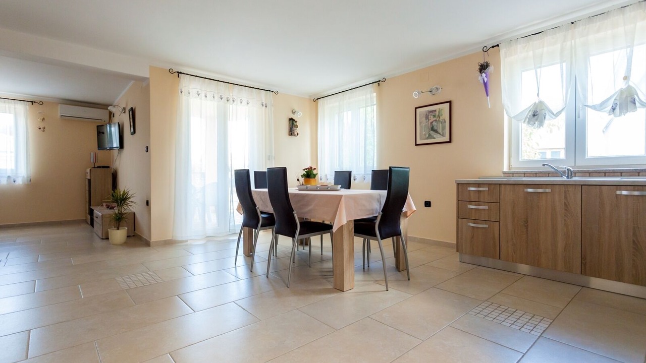 Photo of Livingroom in Porat