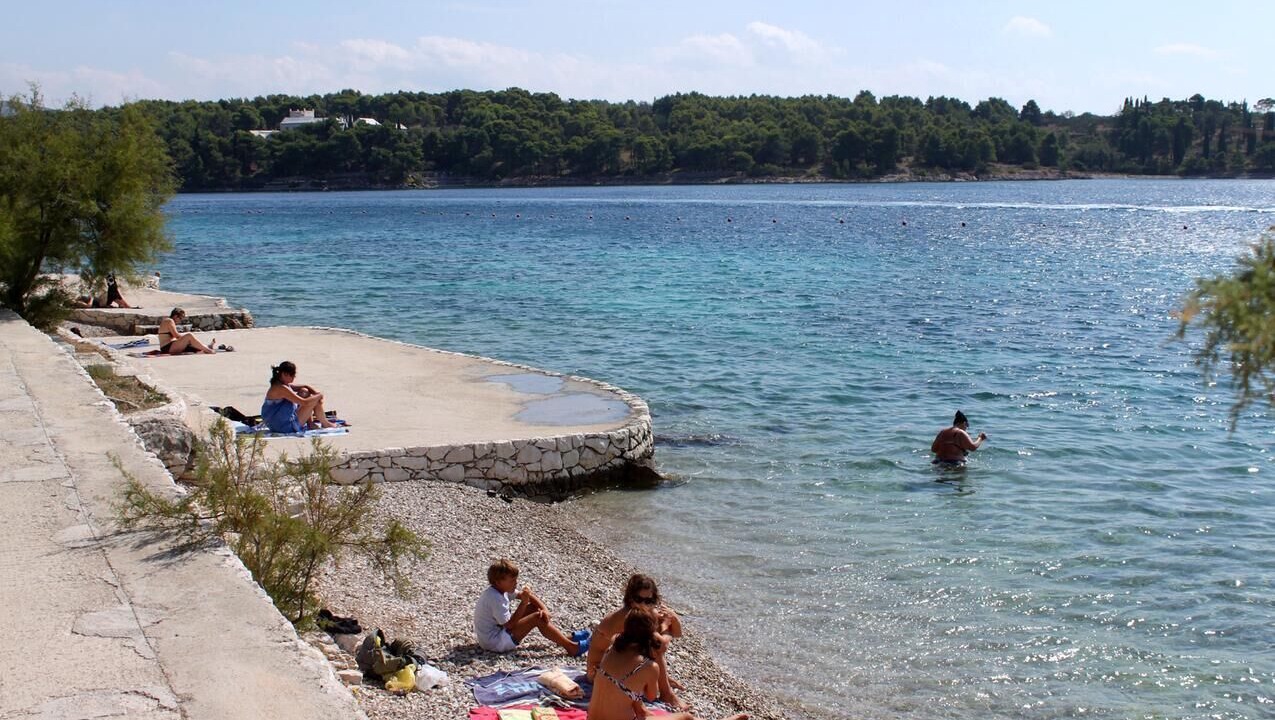 Photo of Others in Cove Makarac (Milna)