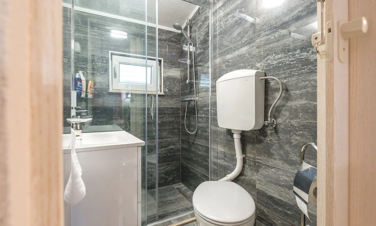 Photo of Bathroom in Mokosica