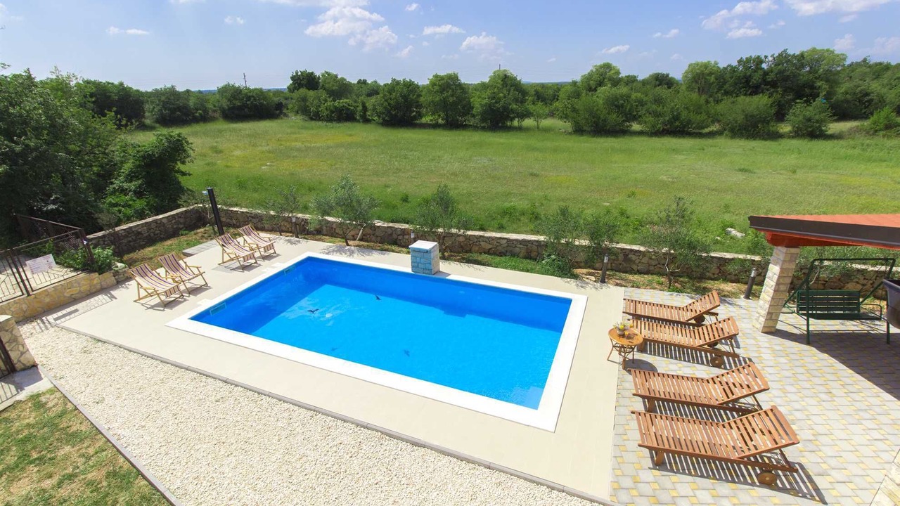 Photo of Outdoor in Drnis