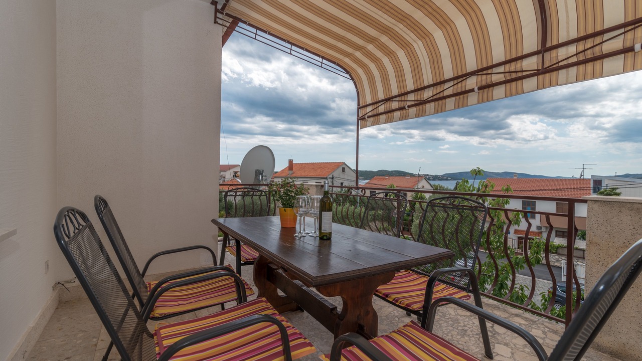 Photo of Patio Balcony in Okrug
