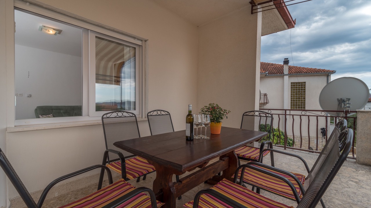 Photo of Patio Balcony in Okrug