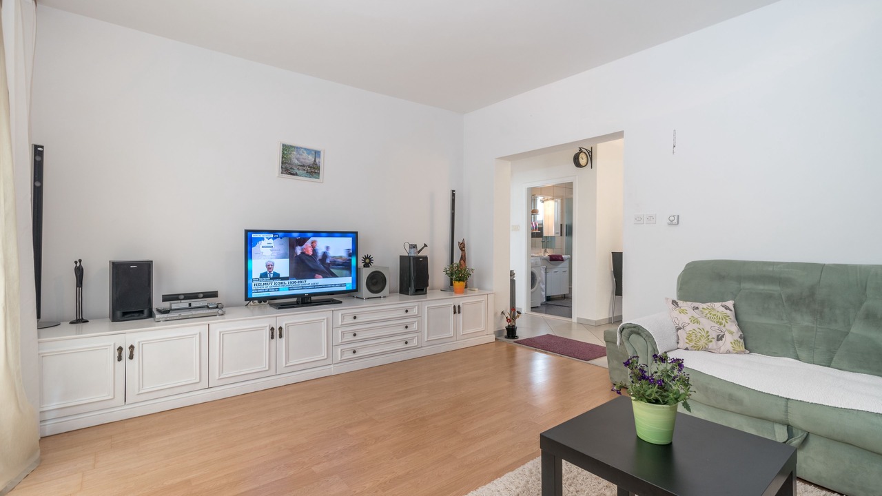 Photo of Livingroom in Okrug