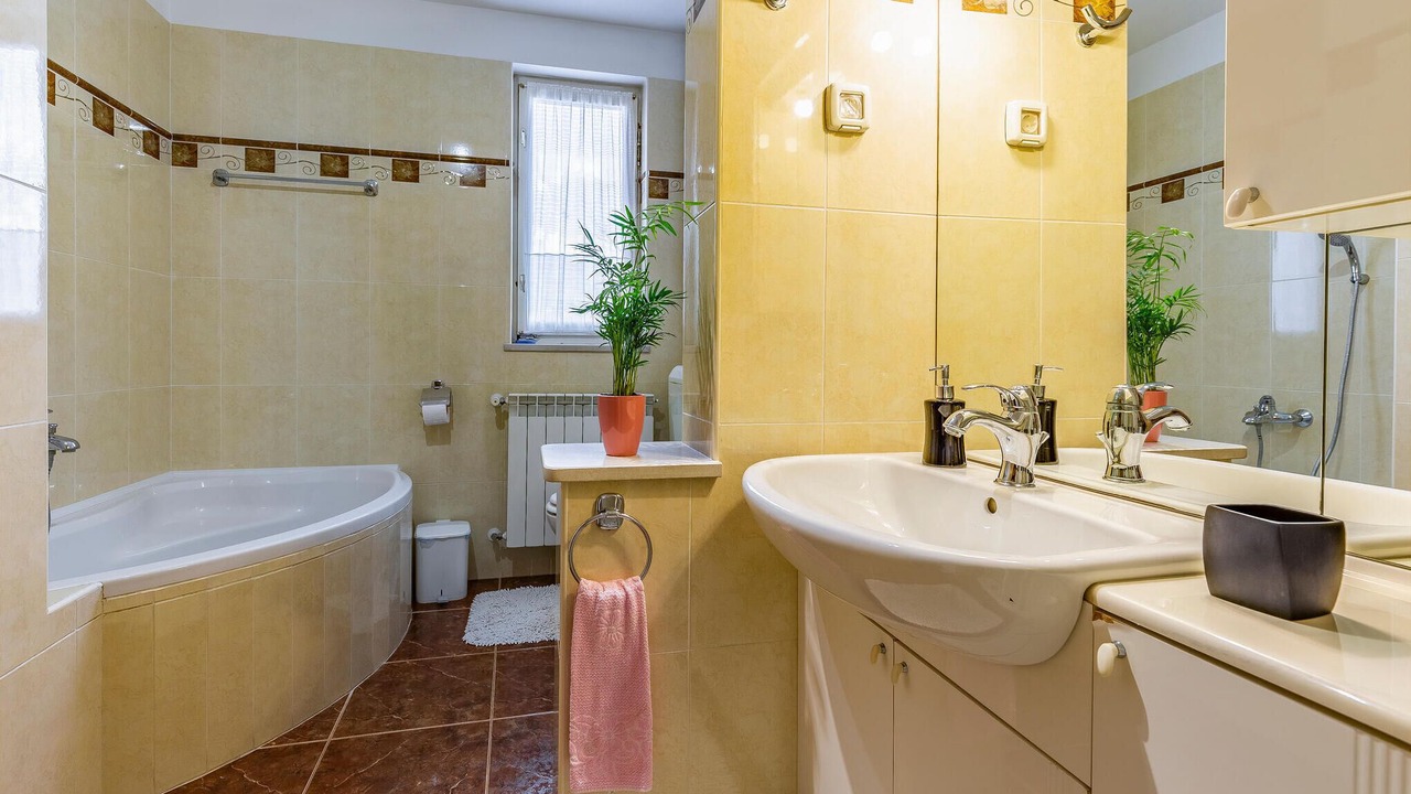 Photo of Bathroom in Strmac