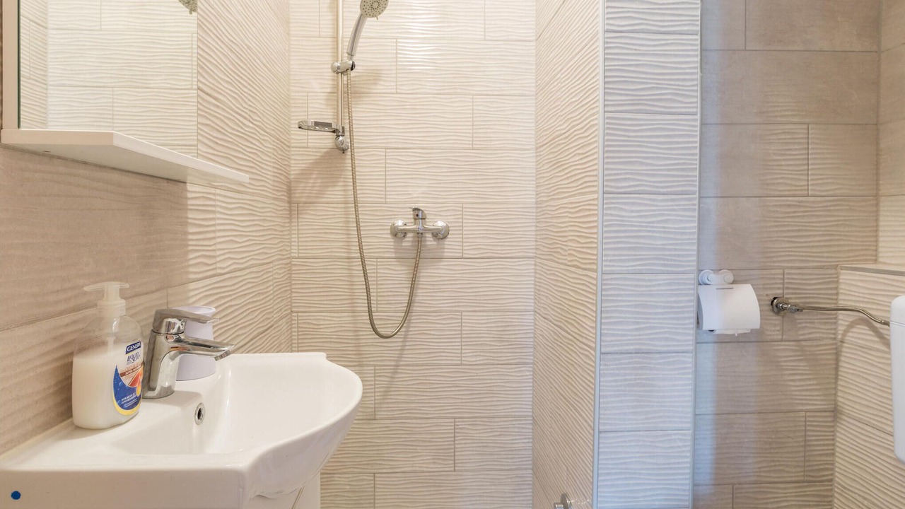 Photo of Bathroom in Pomer