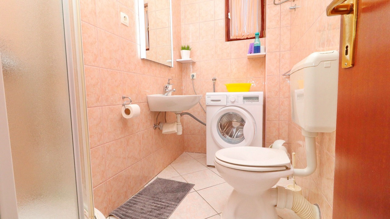 Photo of Bathroom in Skrivena Luka