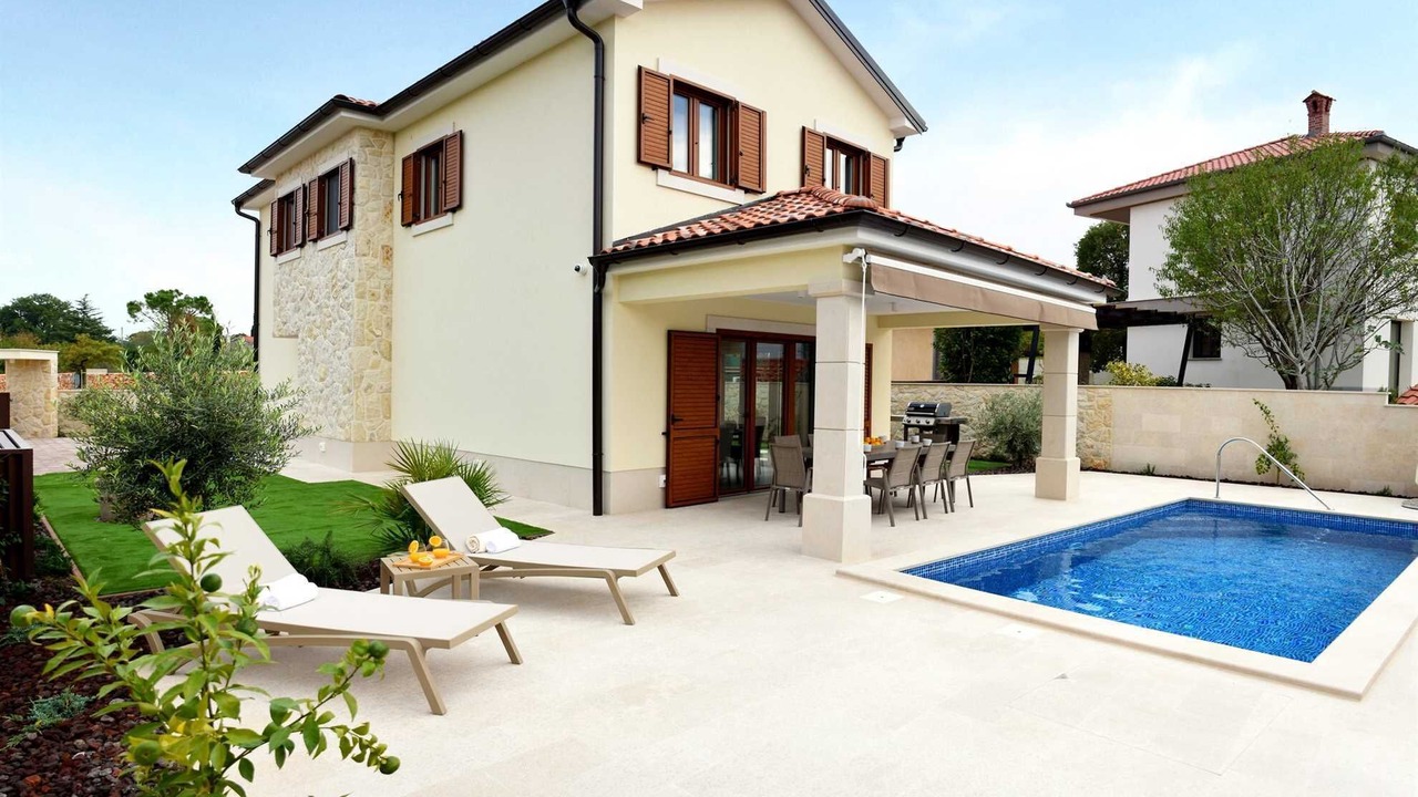 Photo of Outdoor in Rasopasno