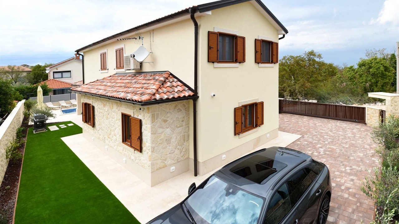 Photo of Outdoor in Rasopasno