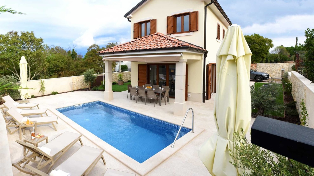 Photo of Outdoor in Rasopasno