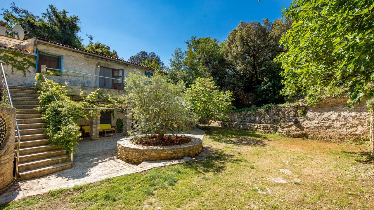 Photo of Outdoor in Vintijan