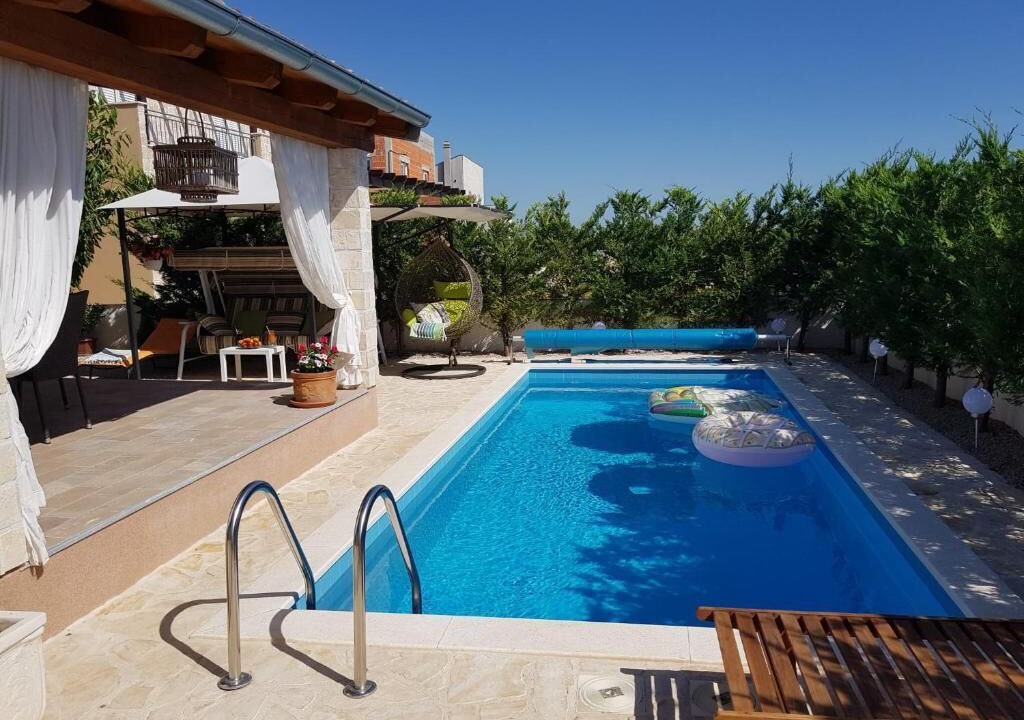 Photo of Outdoor in Plisac