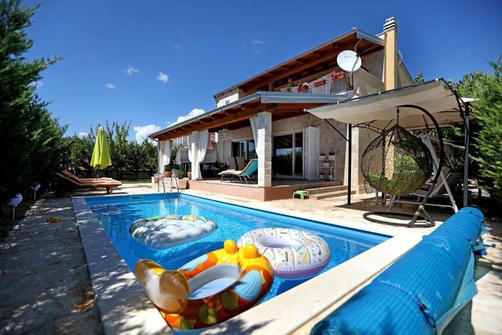 Photo of Outdoor in Plisac