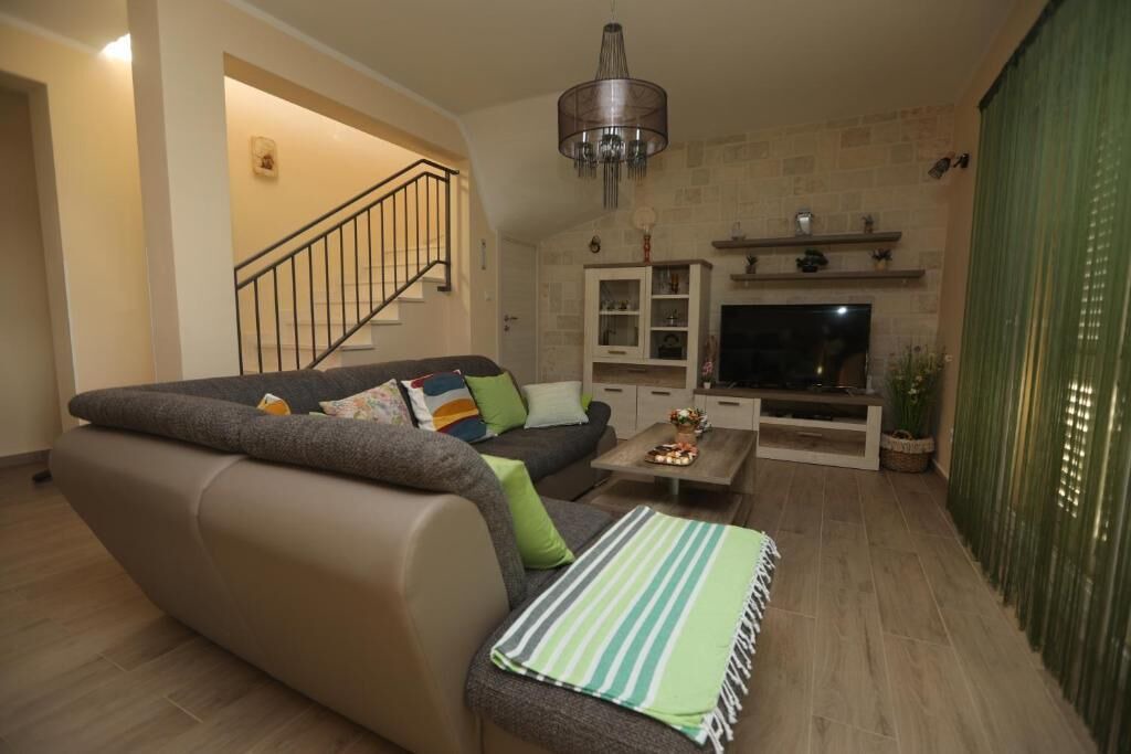 Photo of Livingroom in Plisac