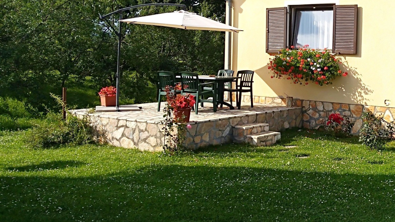 Photo of Outdoor in Catrnja