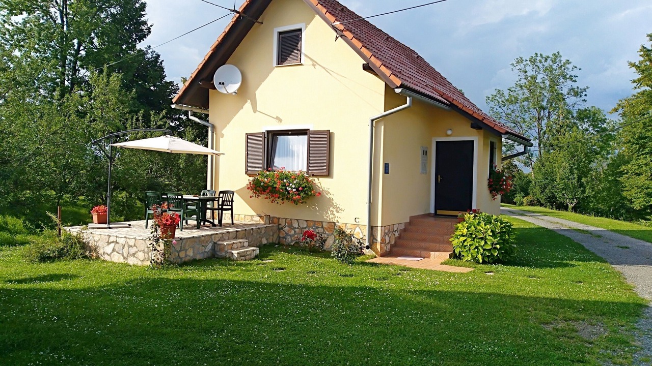 Photo of Outdoor in Catrnja