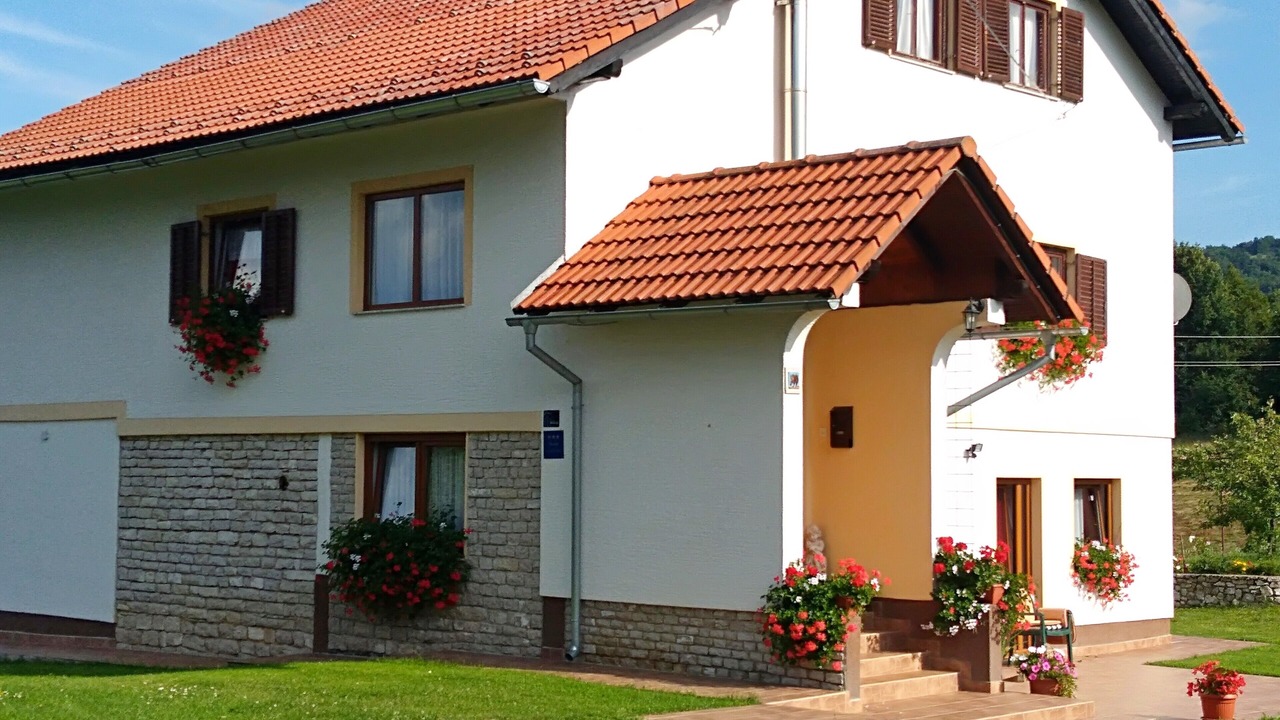 Photo of Outdoor in Catrnja