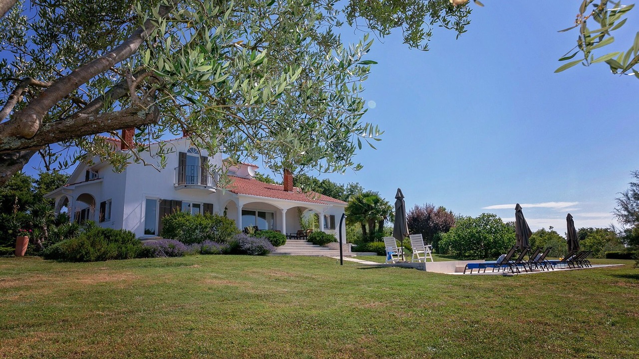 Photo of Outdoor in Trviz