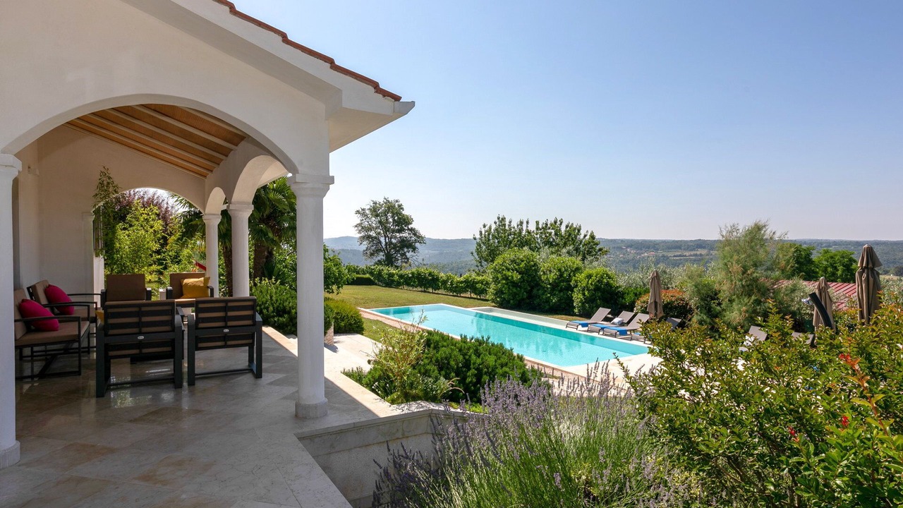 Photo of Outdoor in Trviz