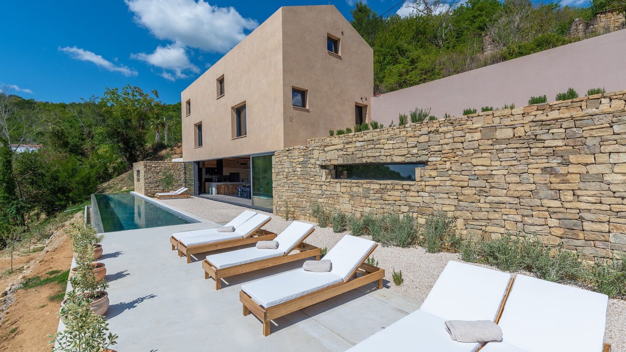 Photo of Patio Balcony in Golubici