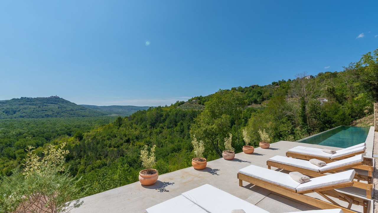Photo of Patio Balcony in Golubici