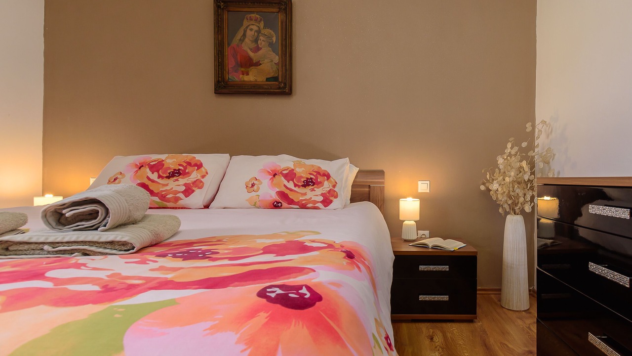 Photo of Bedroom in Tinjan