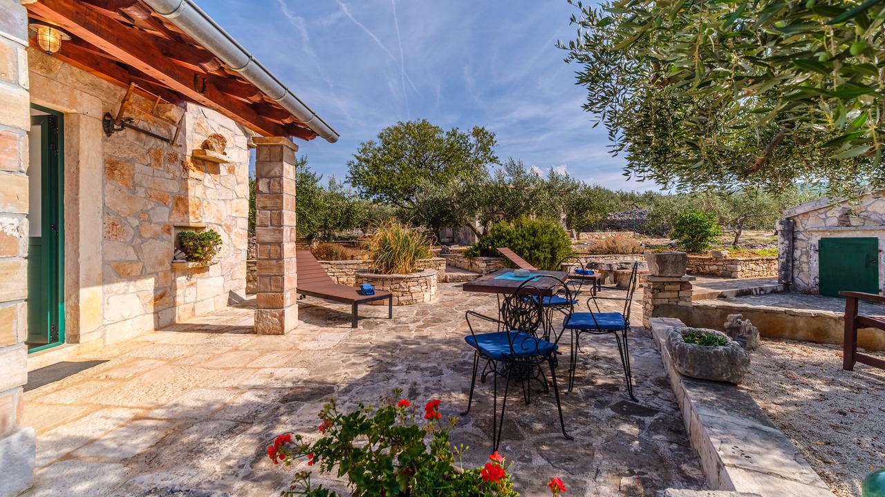 Photo of Outdoor in Supetar