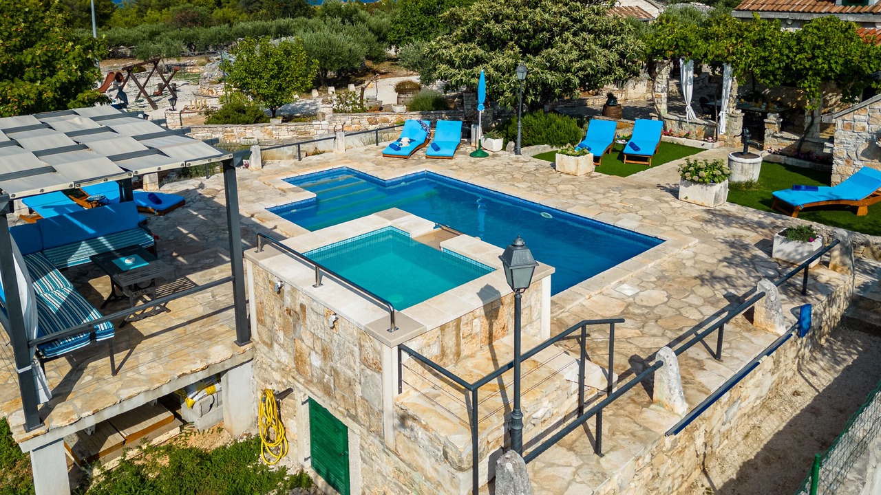 Photo of Outdoor in Supetar