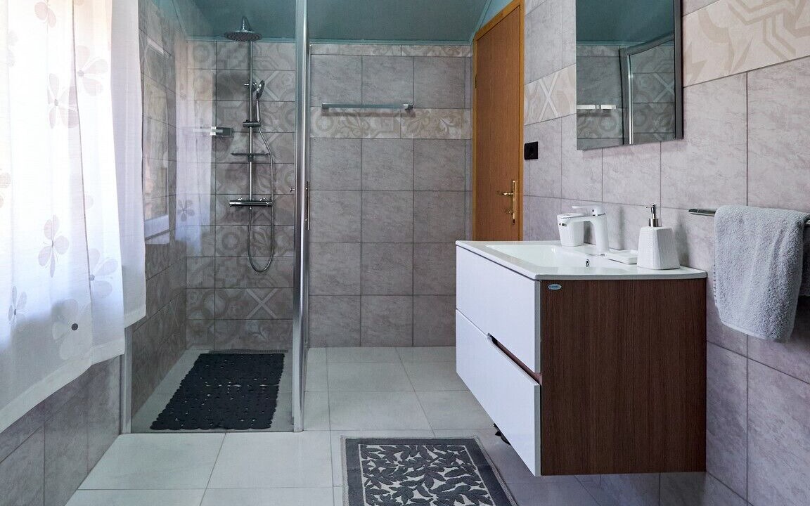 Photo of Bathroom in Brinje