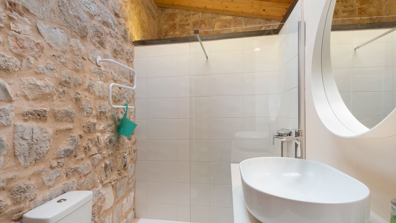 Photo of Bathroom in Pitve