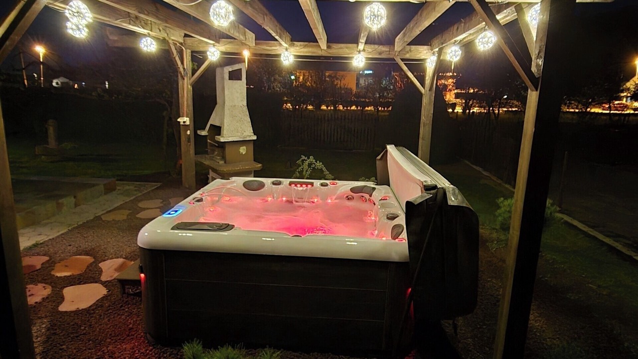 Photo of Outdoor in Limbus