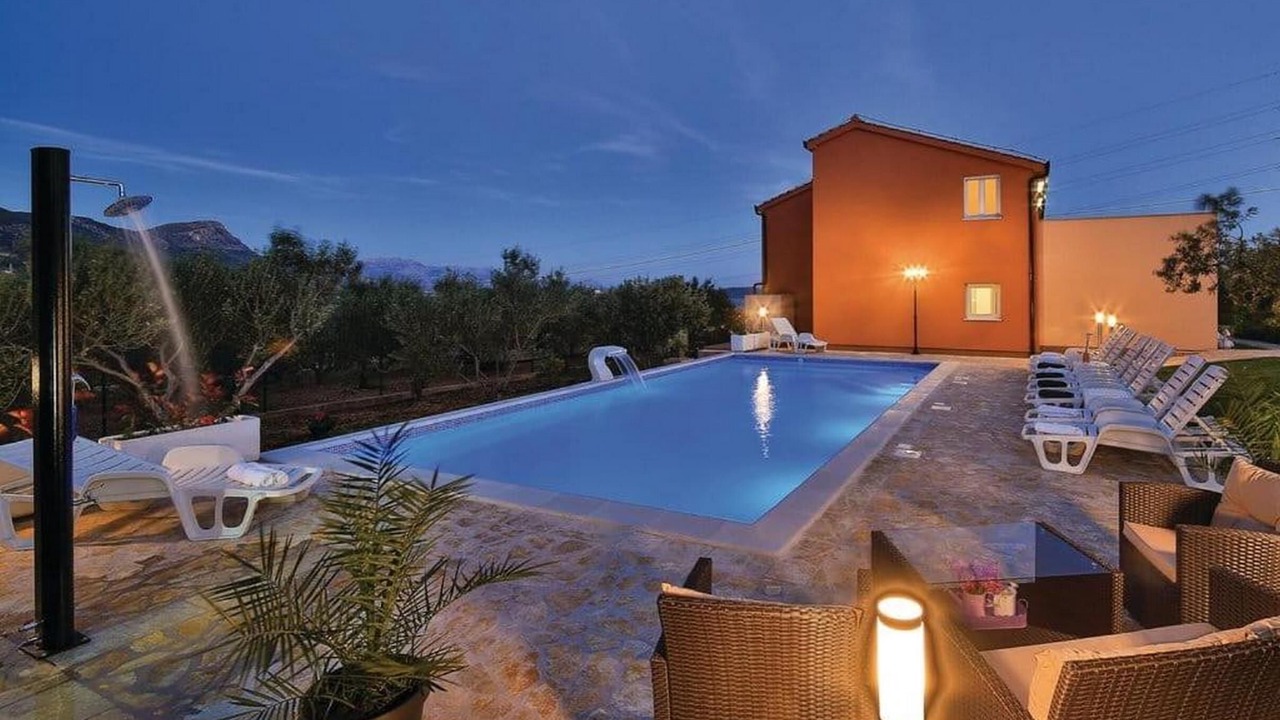 Photo of Outdoor in Rudine
