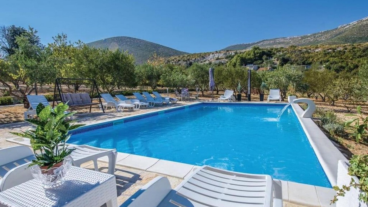 Photo of Outdoor in Rudine
