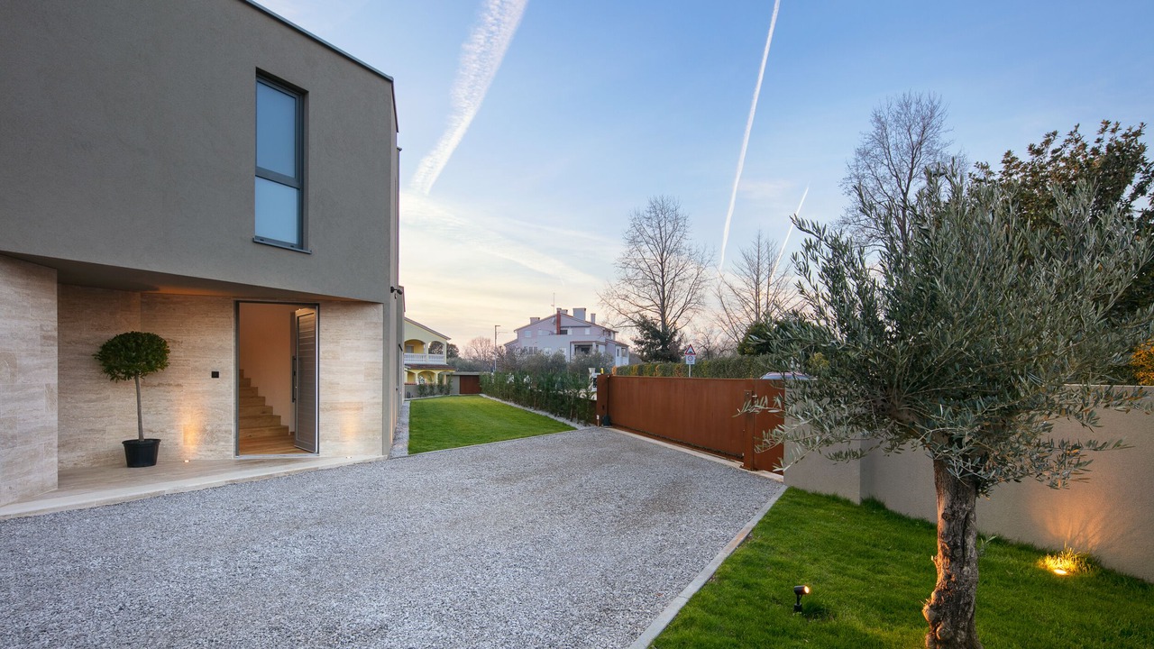 Photo of Outdoor in Valbandon
