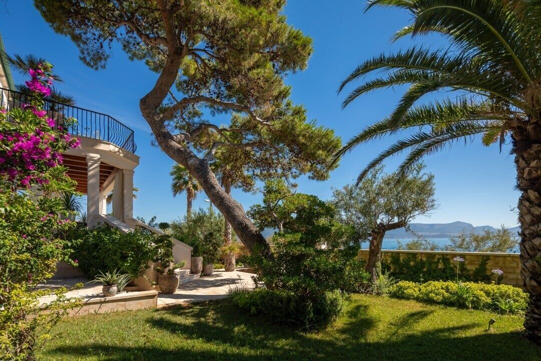 Photo of Outdoor in Slatine