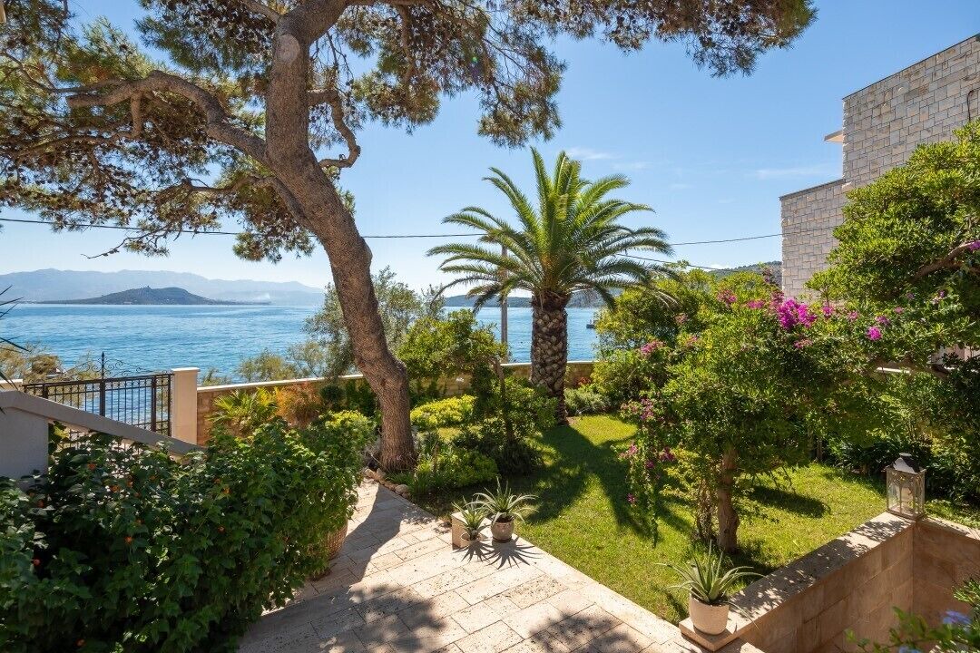 Photo of Outdoor in Slatine