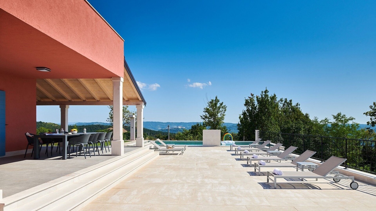 Photo of Outdoor in Oprtalj