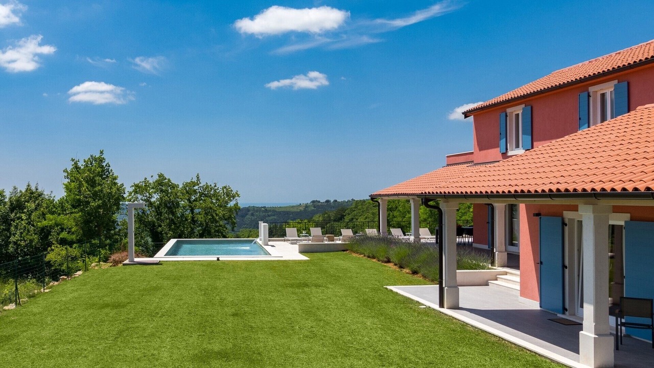 Photo of Outdoor in Oprtalj