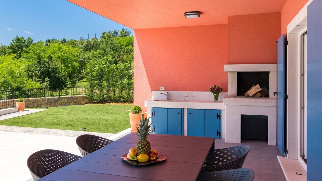 Photo of Outdoor in Oprtalj