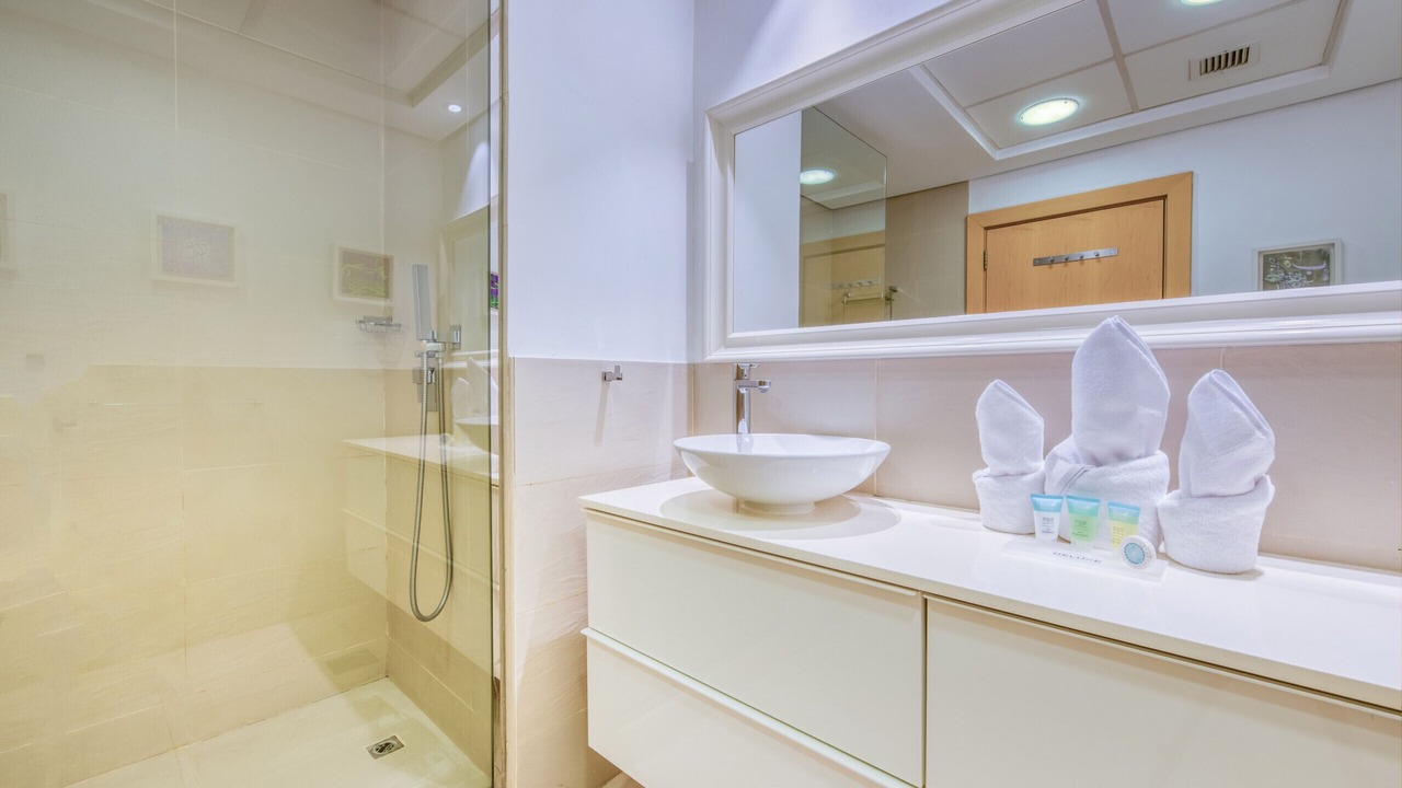 Photo of Bathroom in Palm Jumeirah