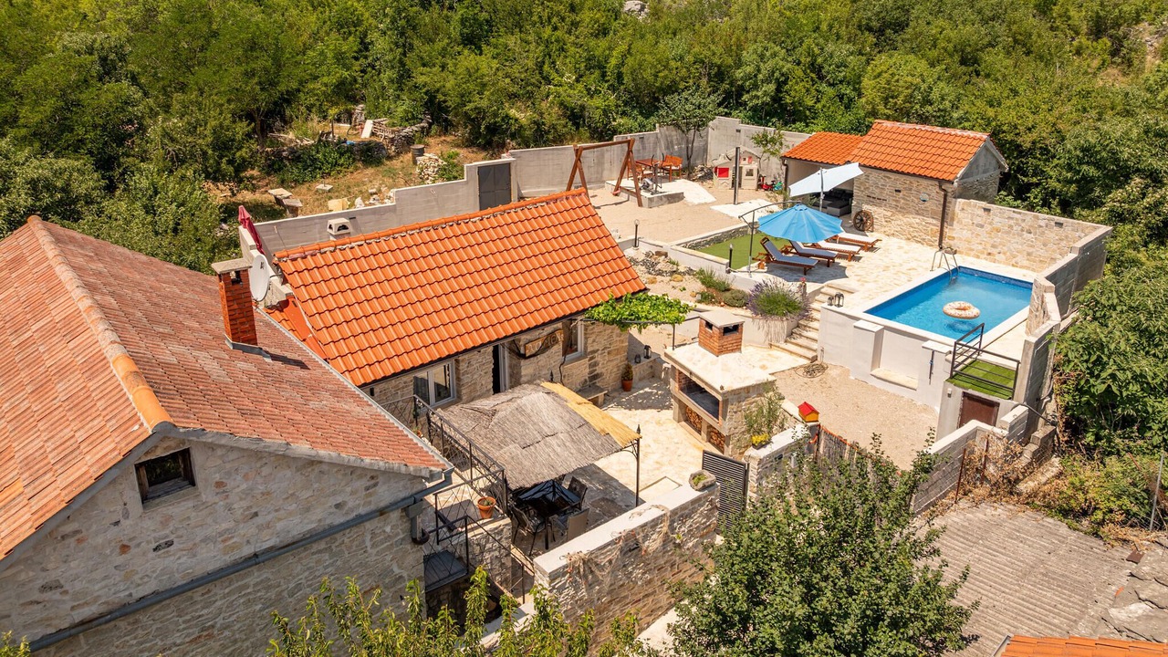 Photo of Others in Benkovac