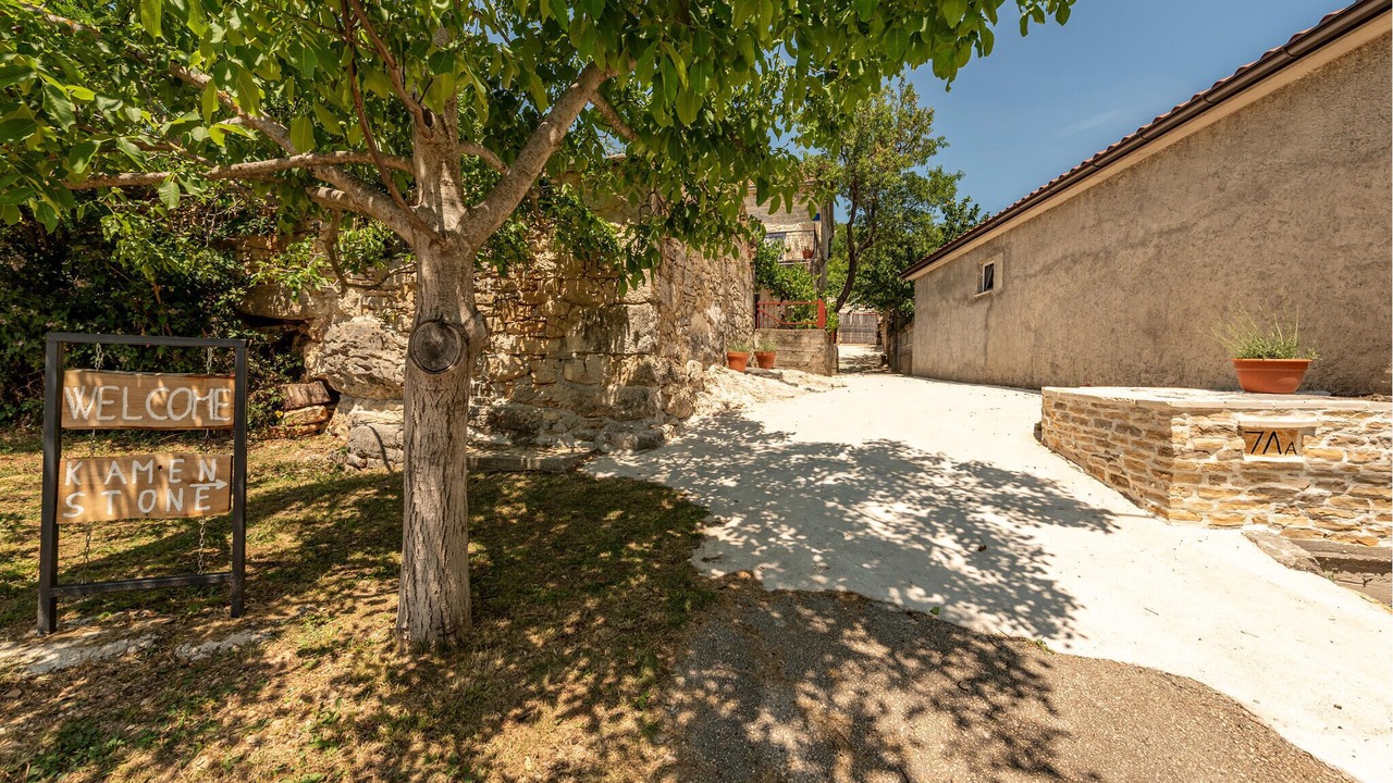 Photo of Others in Benkovac