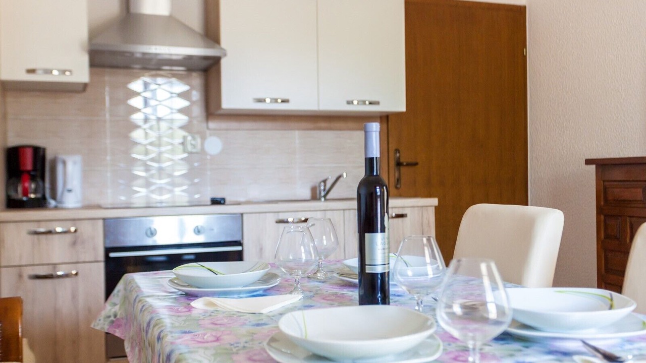 Photo of Kitchen in Porat