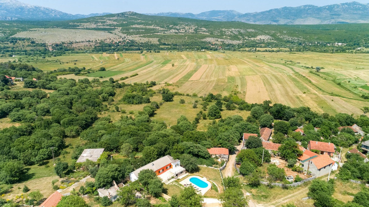 Photo of Others in Obrovac