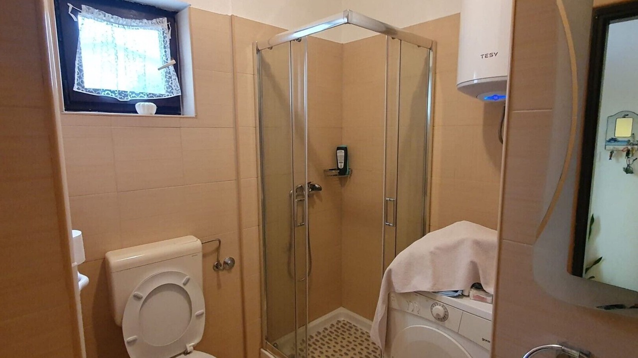 Photo of Bathroom in Fuskulin